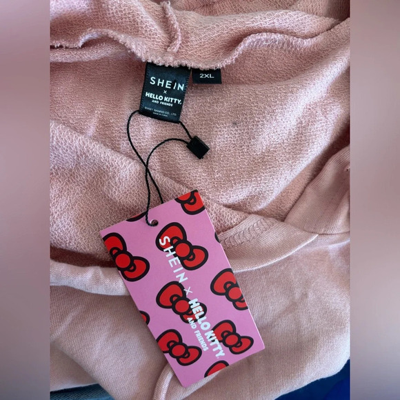 Hello Kitty Sweater x SHEIN size 2X NWT - Picture 7 of 7